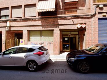 Local comercial en venda a Carrer Guillem Magro