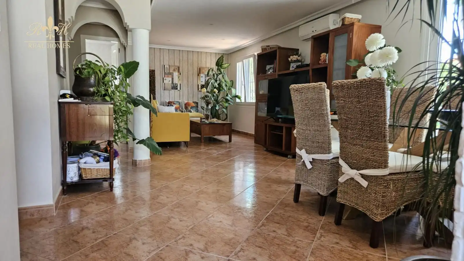Sala de estar de Casa o chalet en venta en La Nucia con Piscina