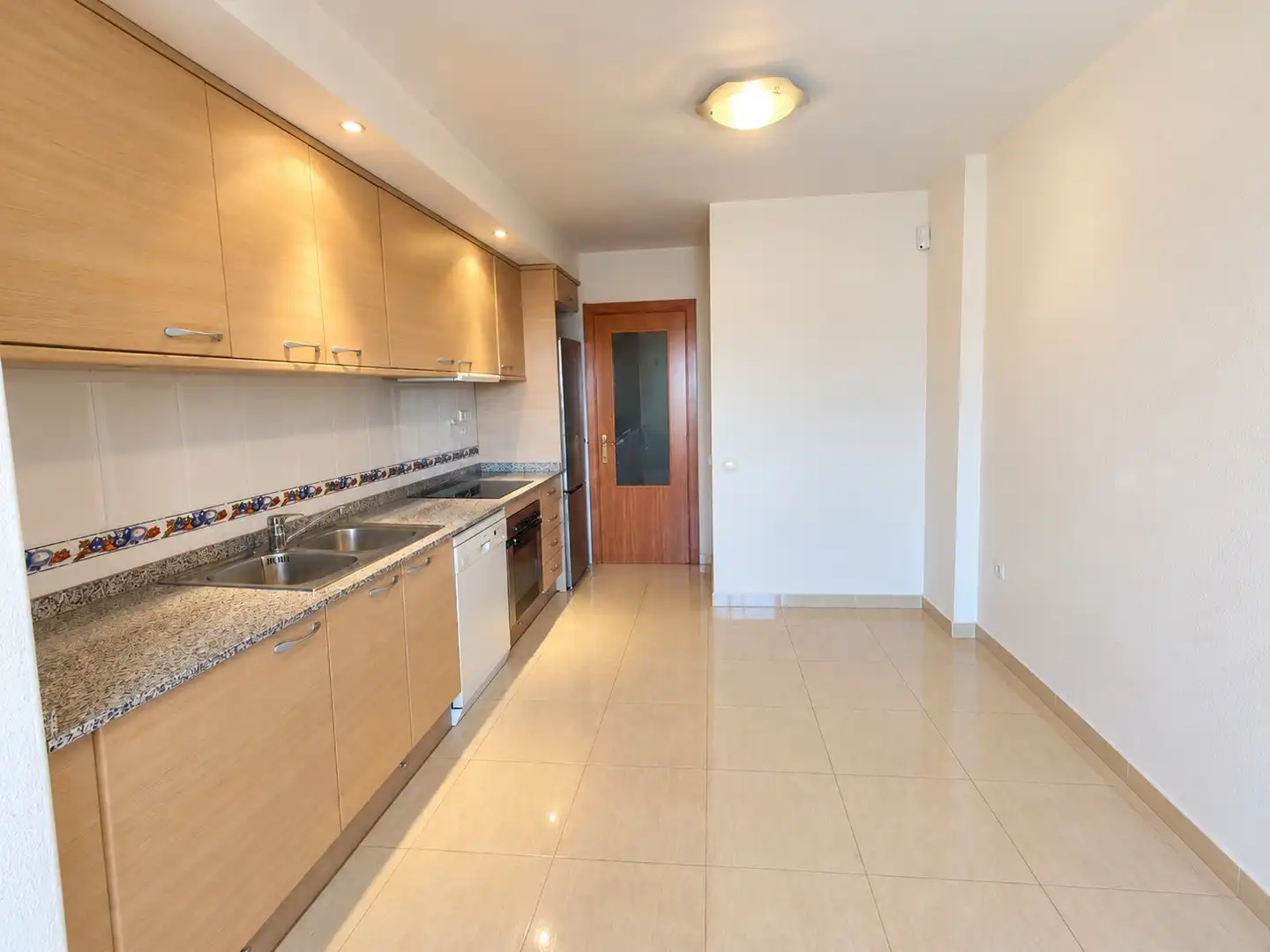 Cocina de Ático en venta en Calella, Barcelona