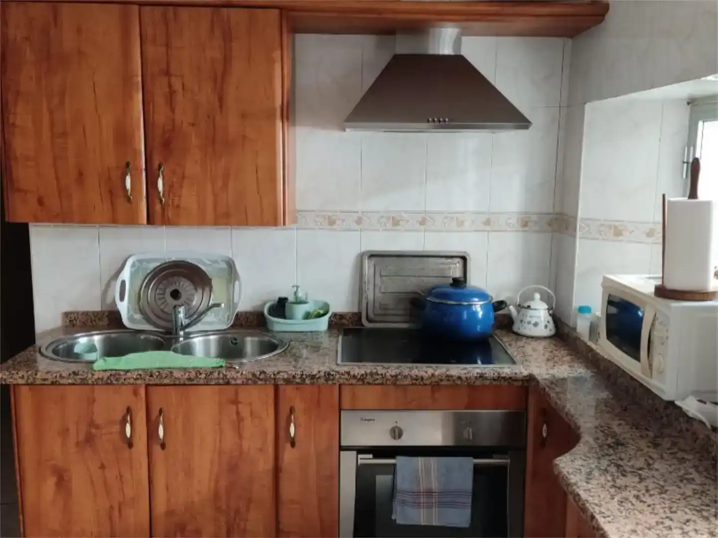 Cuina de Casa adosada en venda en Aznalcázar amb Aire condicionat i Balcó