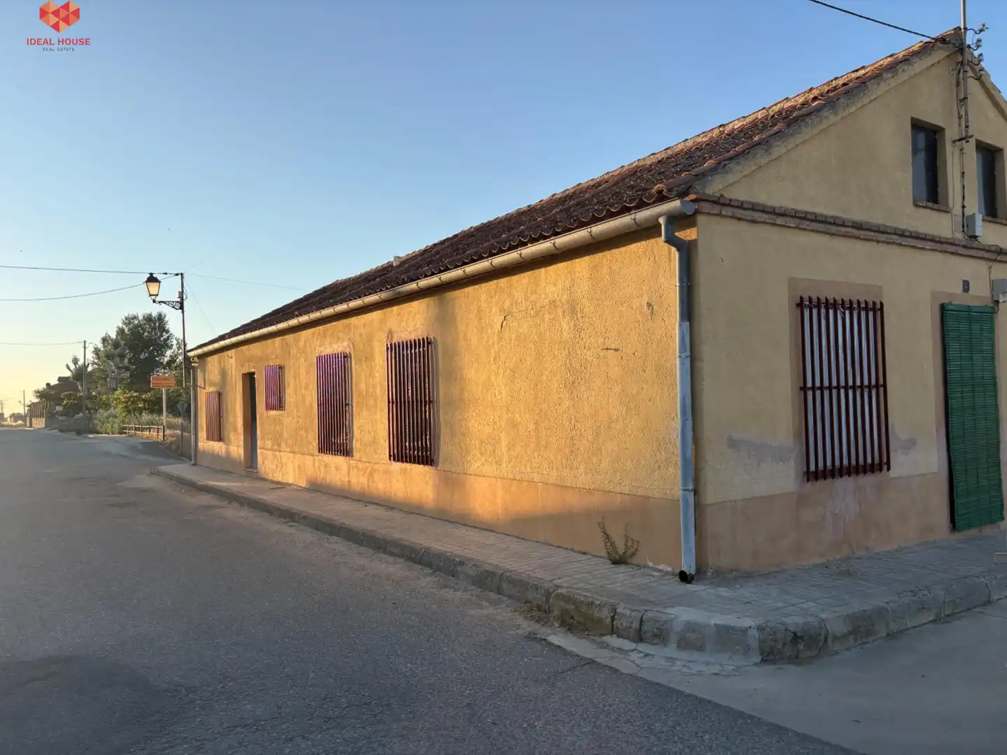 Vista exterior de Casa o chalet en venta en Cantimpalos con Amueblado