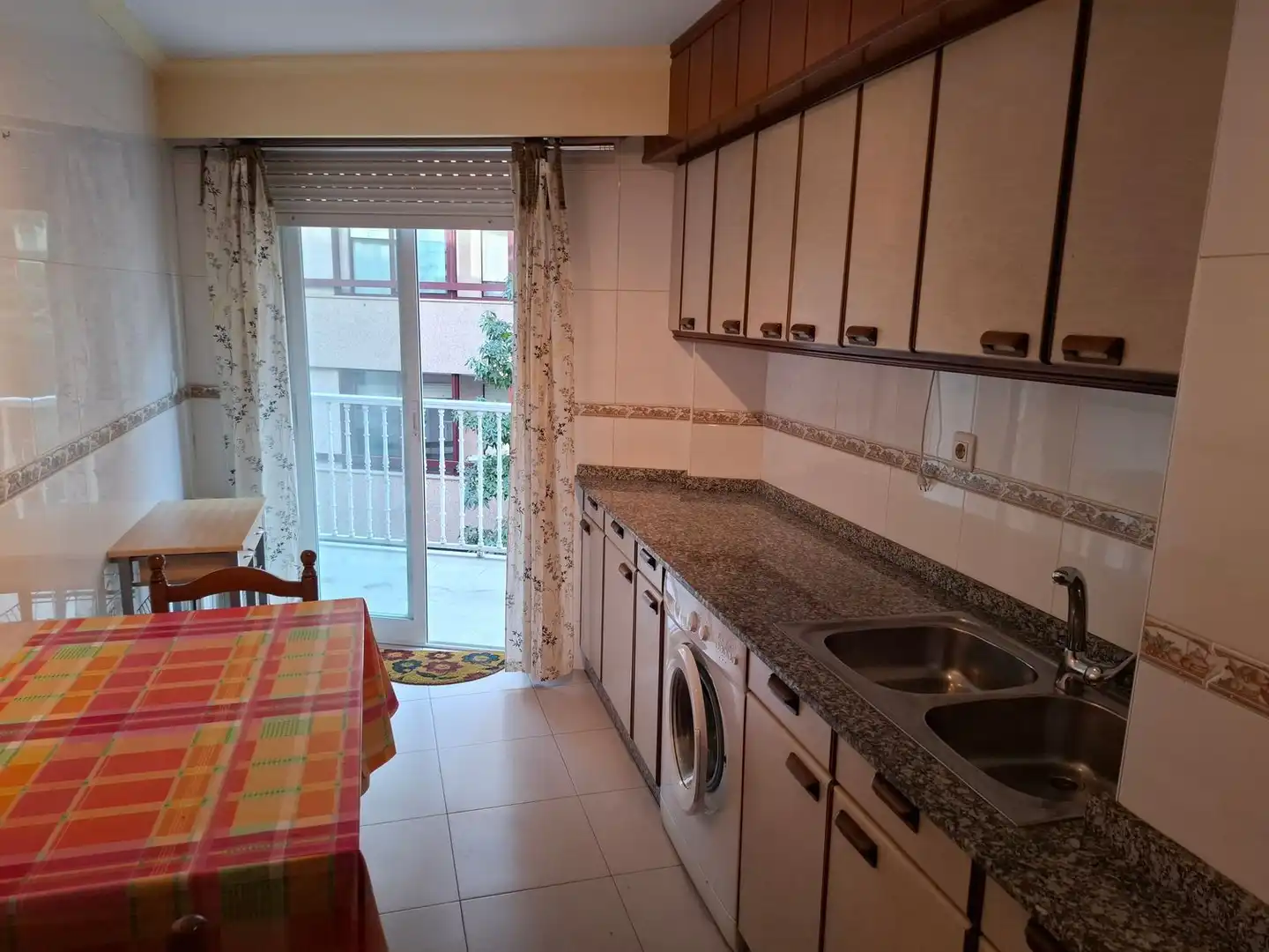 Appartement avec ascenseur à louer à Calle Río Sil, imagen 2
