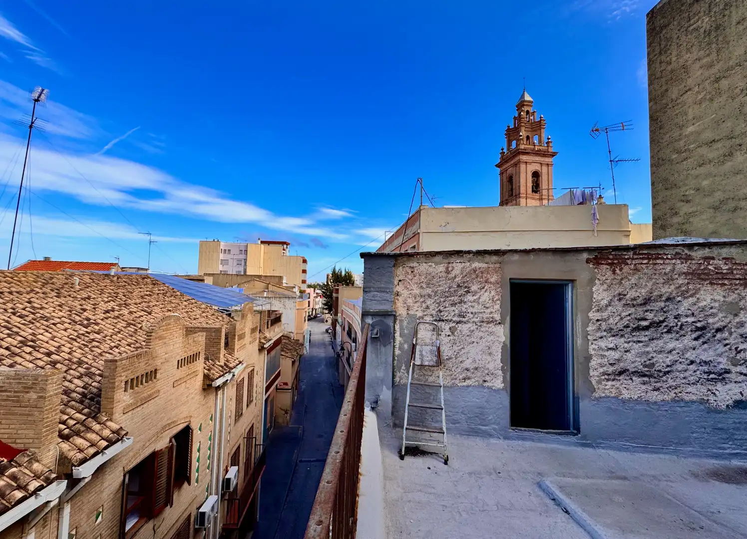 Vista exterior de Casa o xalet en venda en Massamagrell amb Terrassa i Balcó