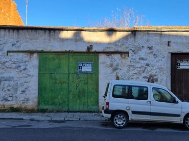 Terreno residencial en venta en Calle Santa Bárbara
