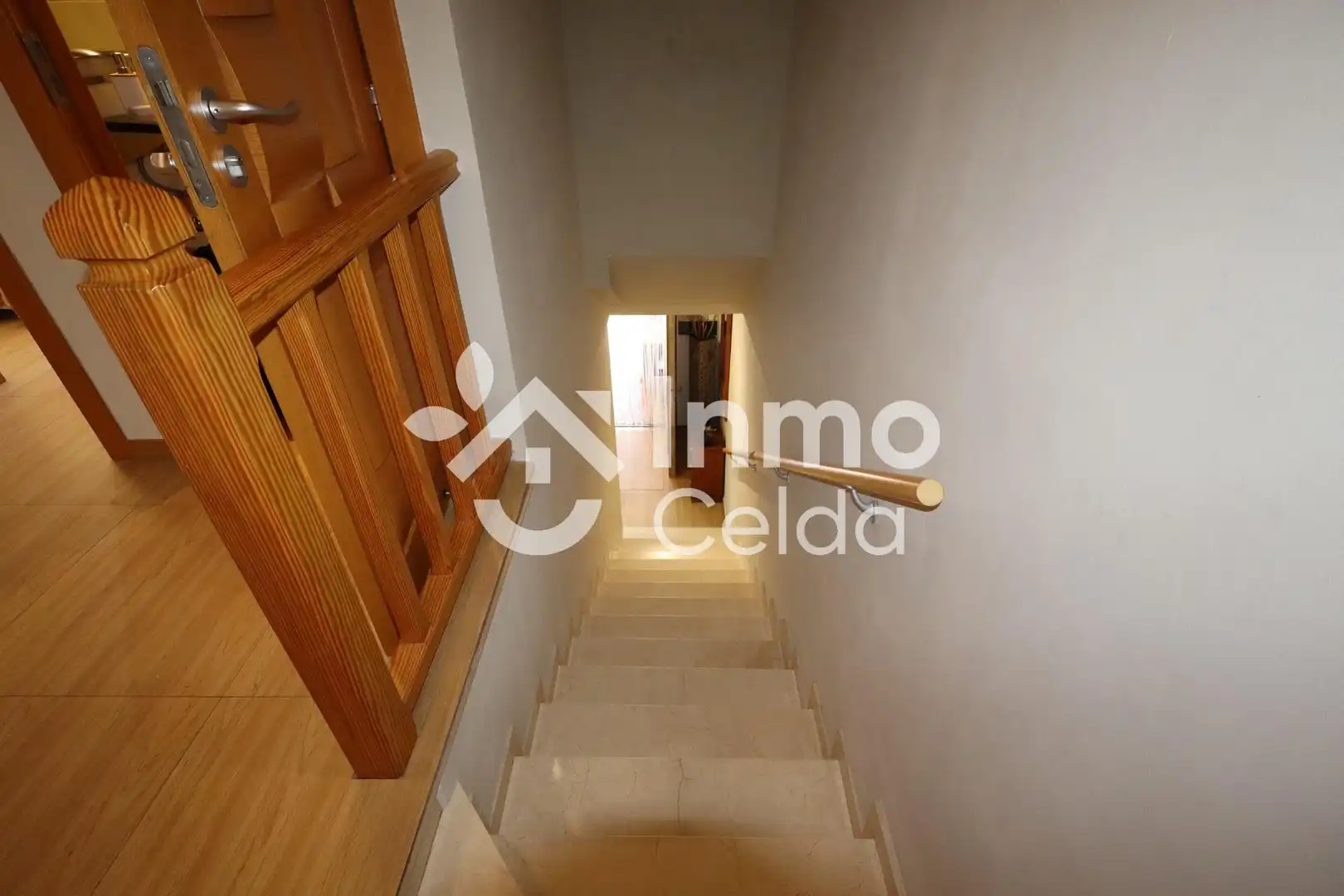 Casa adosada en venta en Chiva con Aire acondicionado, Calefacción y Jardín privado