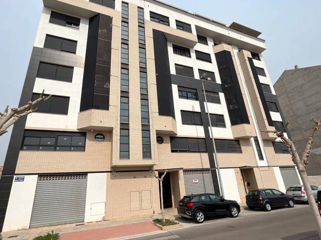 Garaje en Venta en MERCE RODOREDA en Piscinas