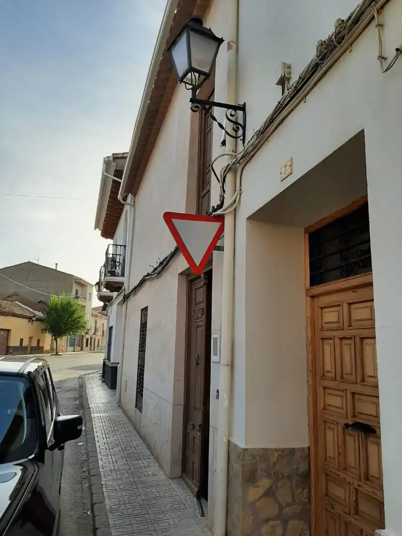 Casa con giardino in vendita a Plaza del Cazador Leonardo Requena 8, imagen 2