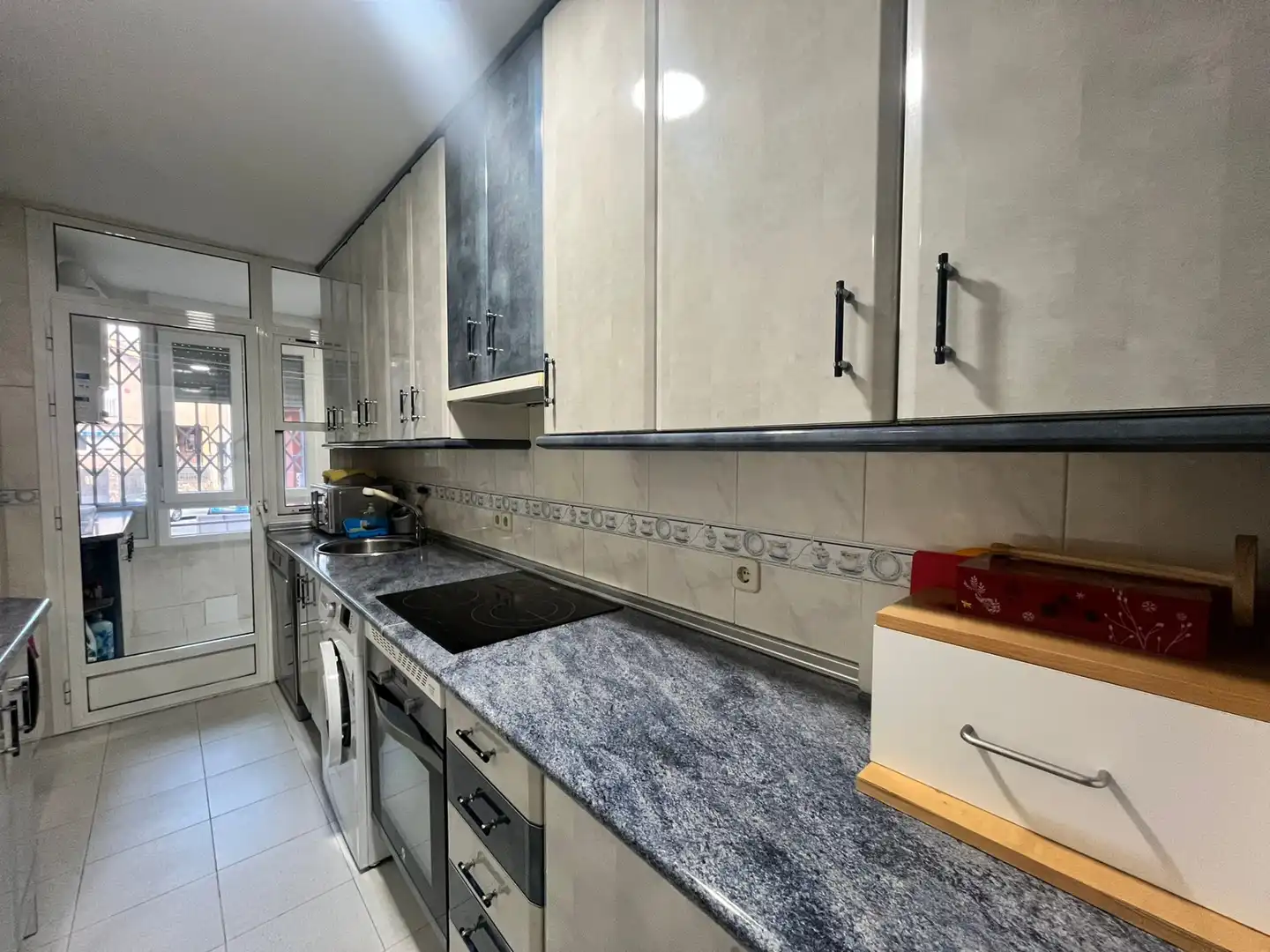 Cuina de Pis en venda en Fuenlabrada amb Calefacció, Terrassa i Traster