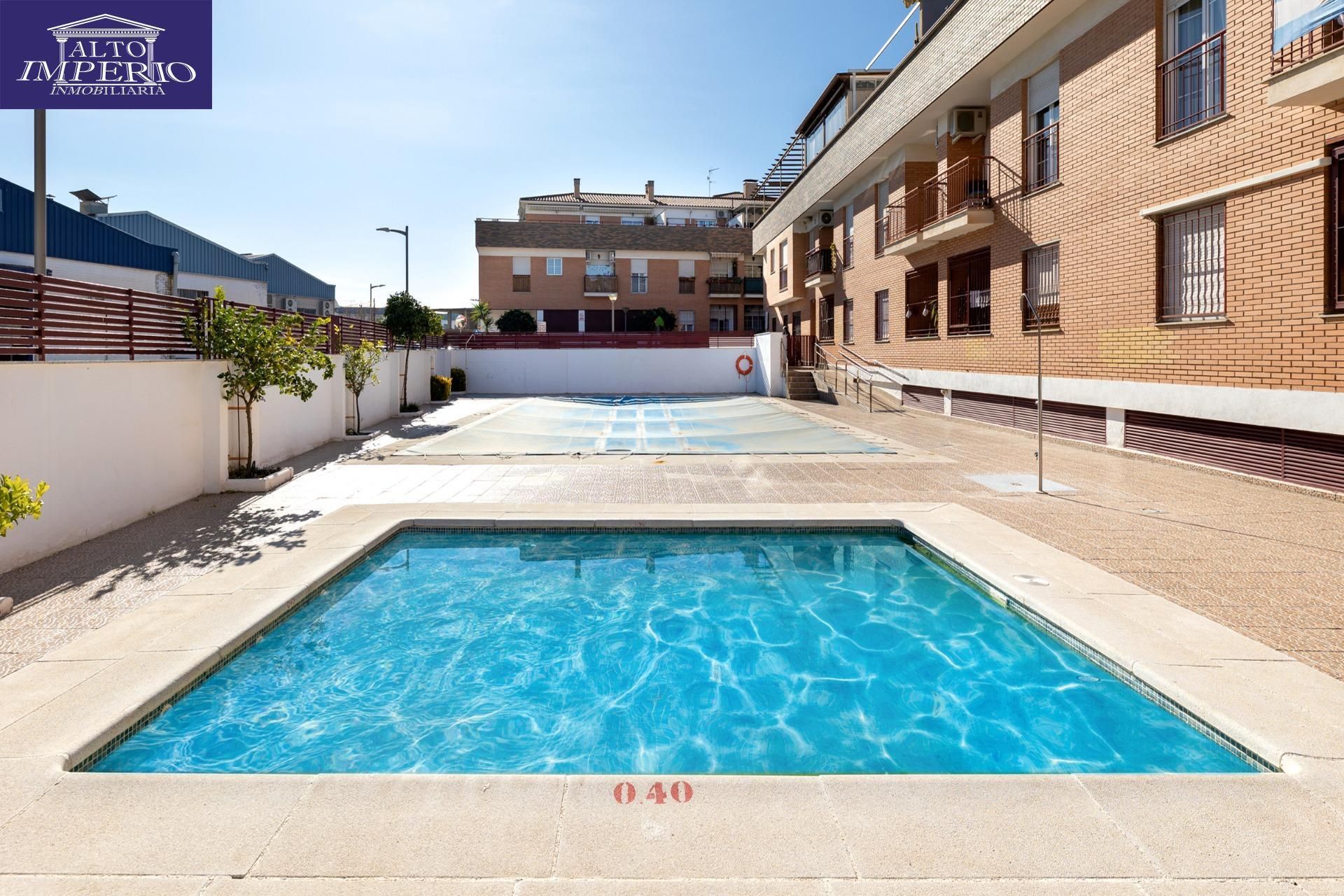 Swimming pool of Flat for sale in Churriana de la Vega  with Terrace