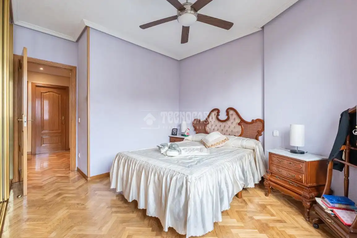 Habitación de Piso en venta en Madrid con Aire acondicionado, Calefacción y Terraza