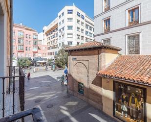 Exterior view of Apartment to rent in  Madrid Capital  with Air Conditioner, Heating and Balcony