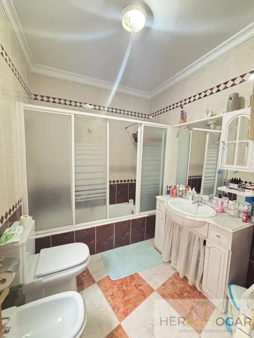 Bathroom of Houses for sale in Los Yébenes  with Air Conditioner, Heating and Terrace