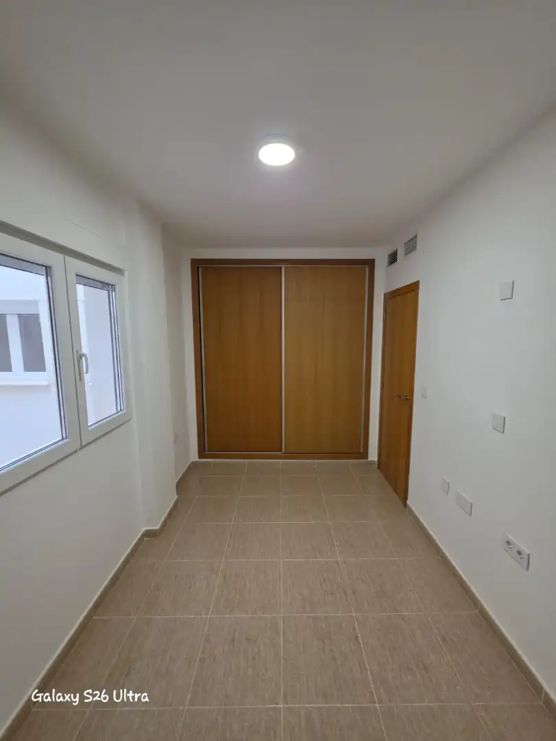 Habitación de Piso de alquiler en Albatera con Trastero y Amueblado