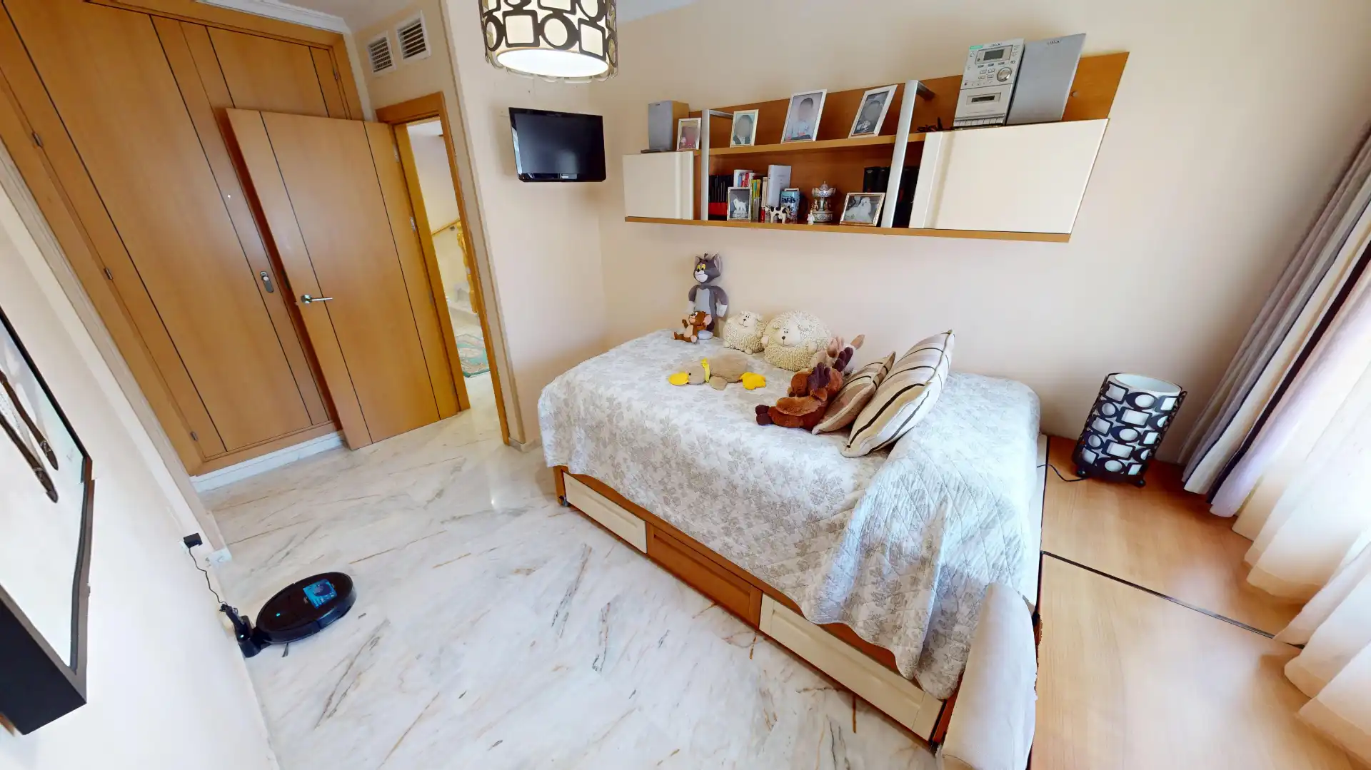 Habitación de Casa o chalet en venta en Torremolinos con Aire acondicionado, Calefacción y Jardín privado
