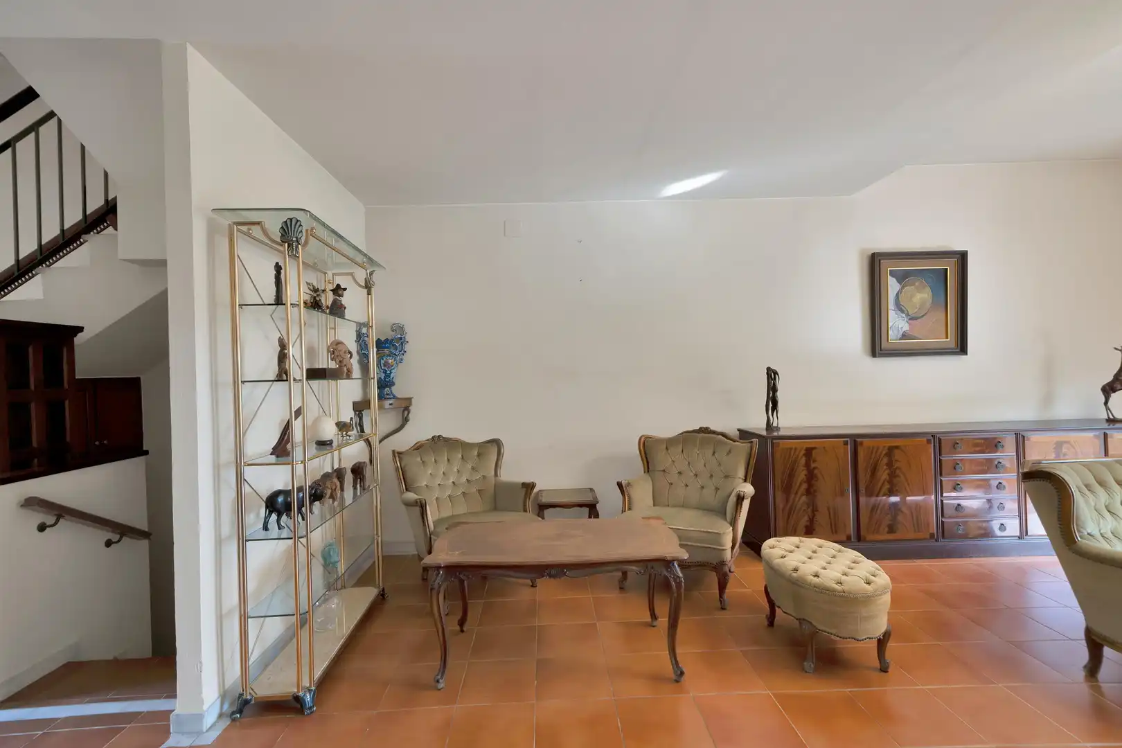 Sala de estar de Casa adosada en venta en Estepona con Aire acondicionado, Calefacción y Jardín privado