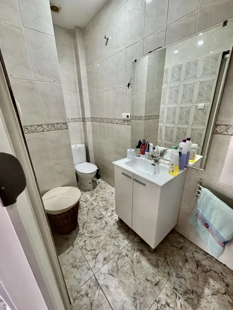 Bany de Casa o xalet en venda en Sevilla amb Aire condicionat