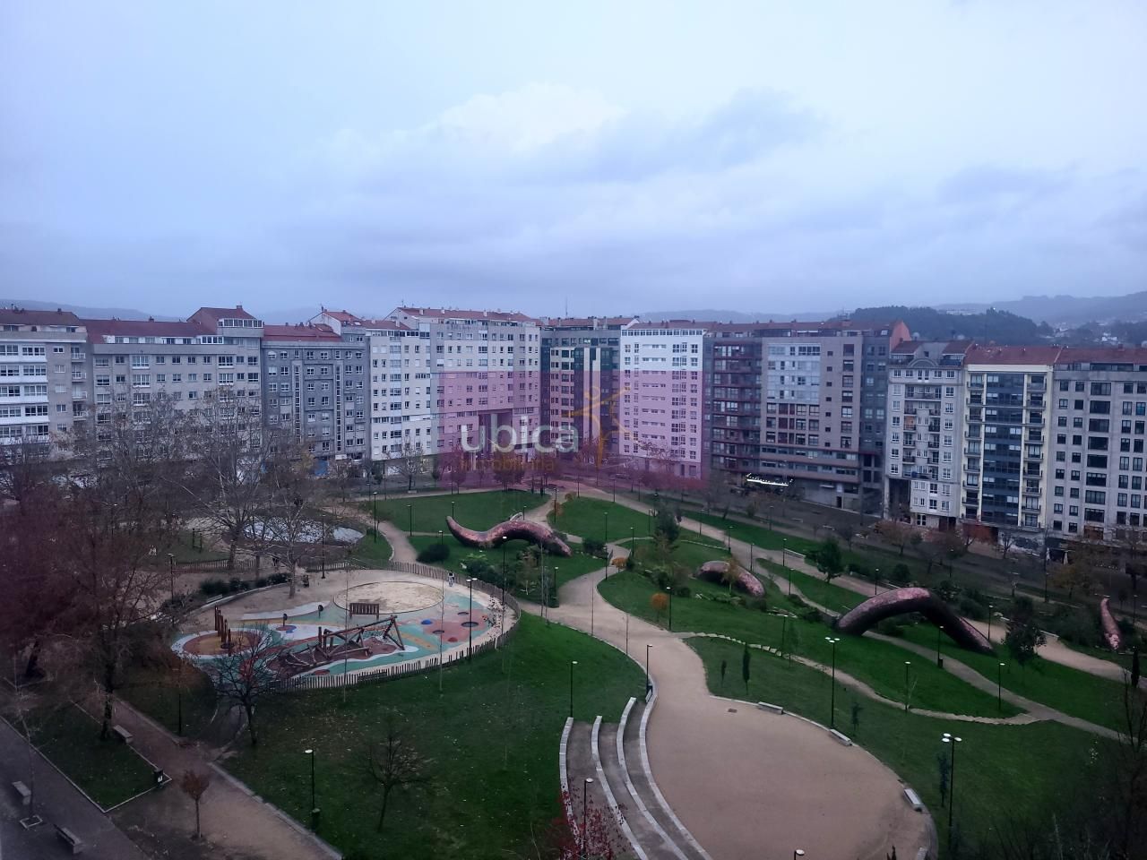 Parking de Piso en venta en Vigo  con Calefacción, Parquet y Trastero