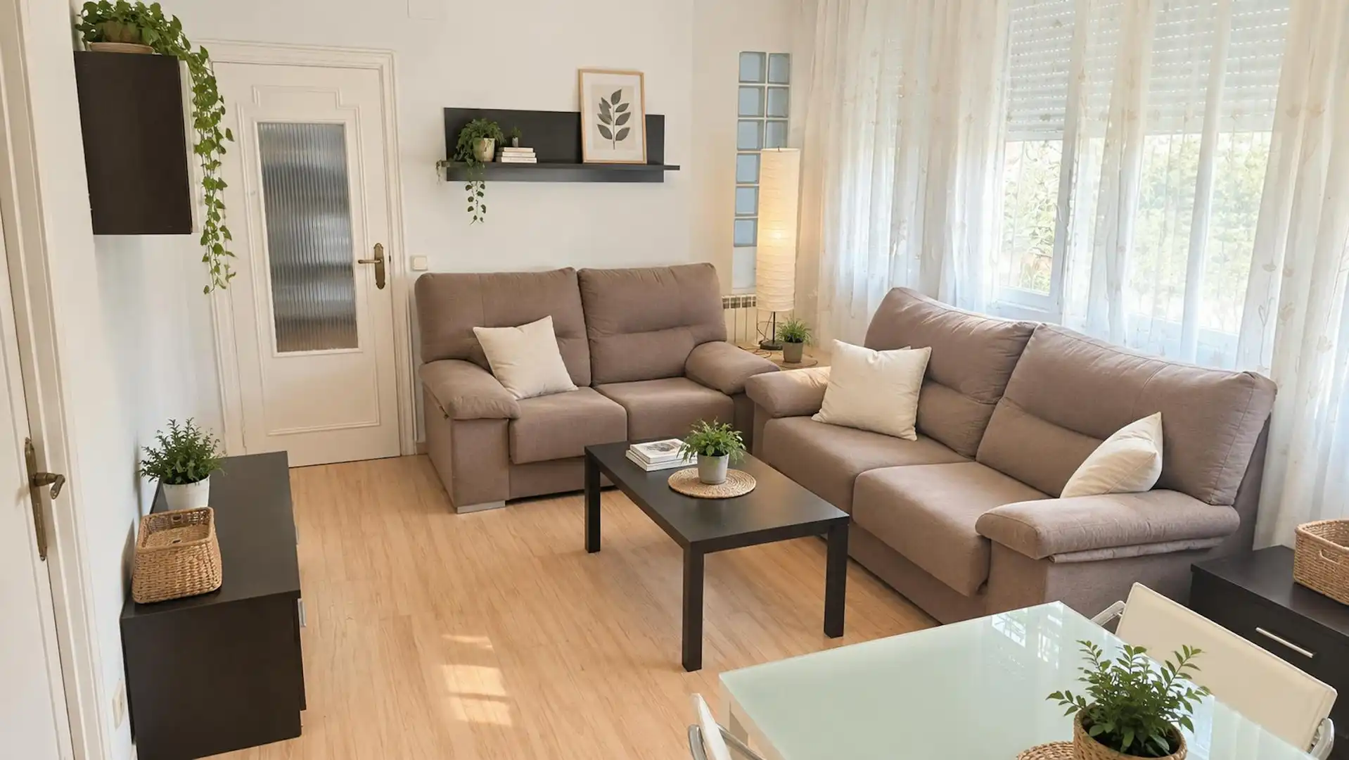 Living room of Flat for rent in Madrid  with Heating, Furnished and Washing machine
