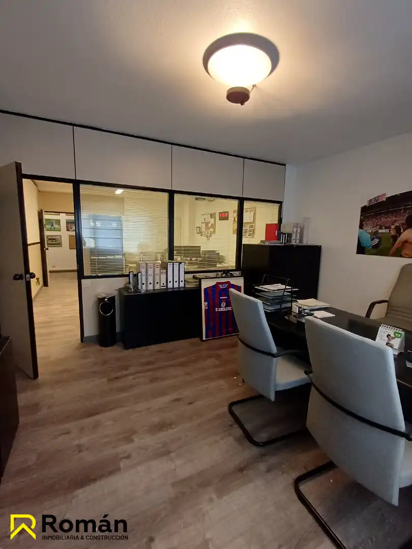 Office for rent in  Pamplona / Iruña  with Heating and Furnished