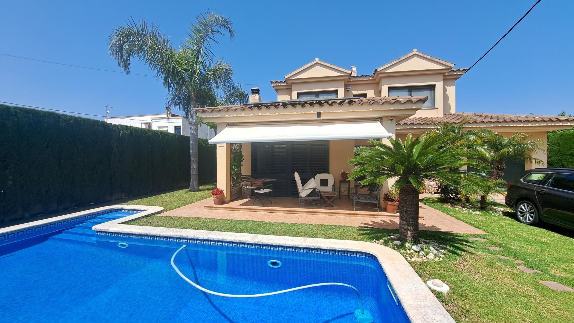 Garden of House or chalet for sale in Vinaròs  with Heating and Swimming Pool