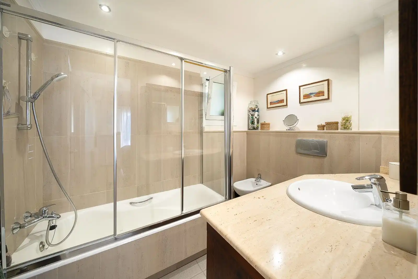 Baño de Apartamento en venta en  Palma de Mallorca con Aire acondicionado, Calefacción y Parquet