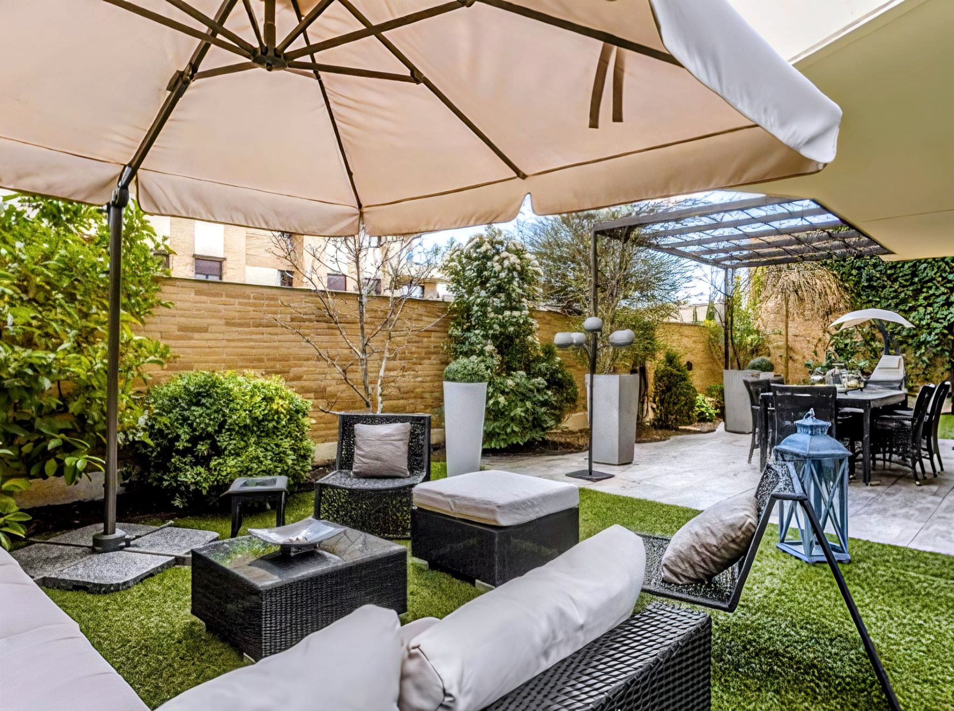 Terraza de Dúplex de alquiler en Boadilla del Monte con Aire acondicionado, Calefacción y Jardín privado