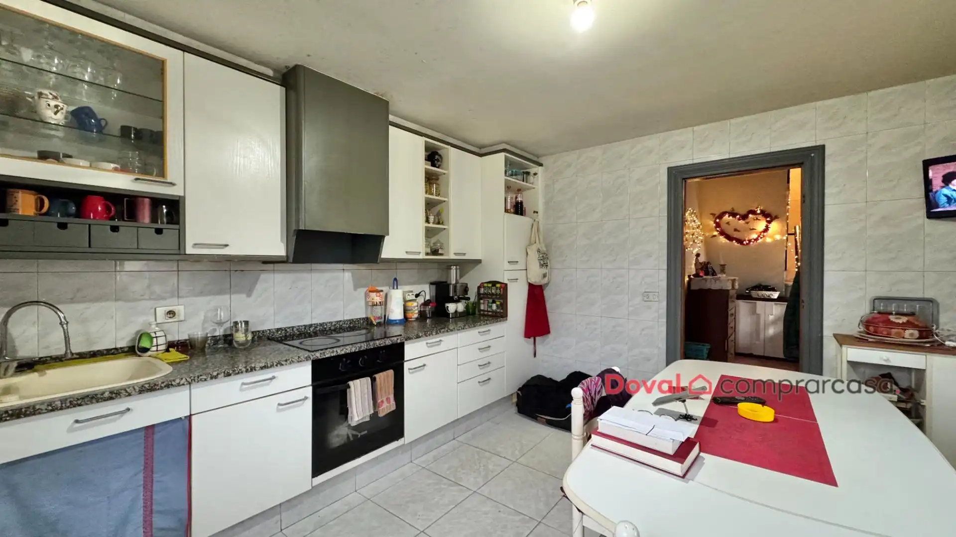 Cocina de Casa o chalet en venta en Vigo  con Calefacción, Jardín privado y Parquet