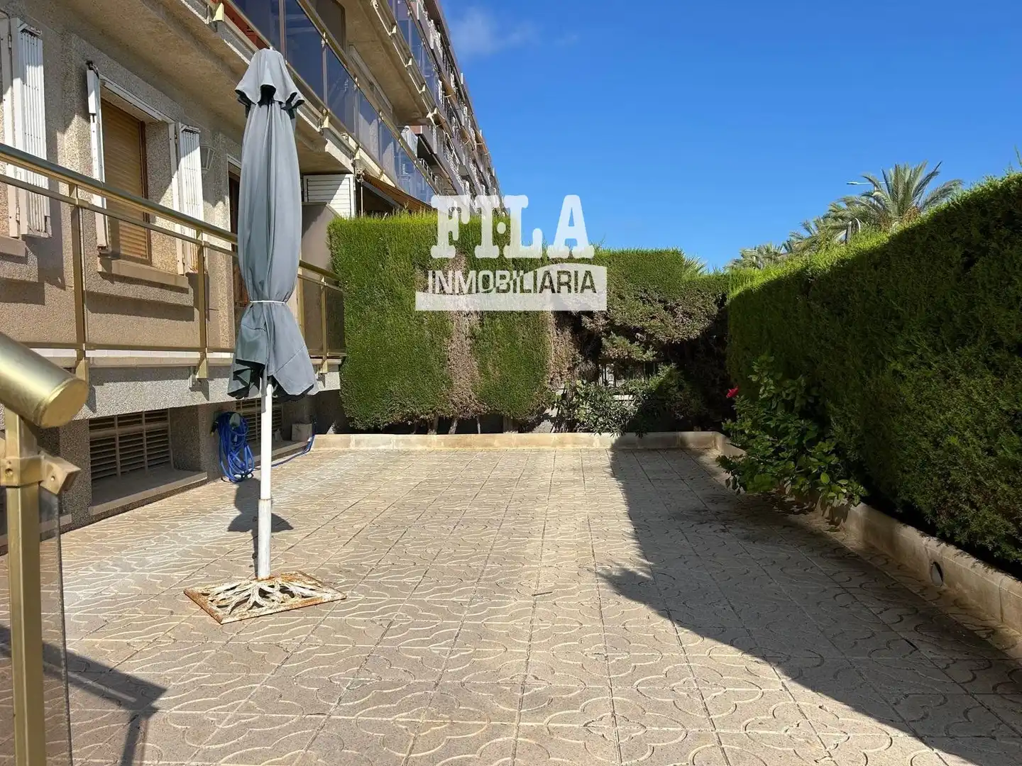 Vista exterior de Pis en venda en Calafell amb Jardí privat, Terrassa i Piscina