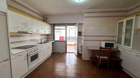 Foto 2 de Piso en venta en Doutor Fleming, Centro, Ourense Capital