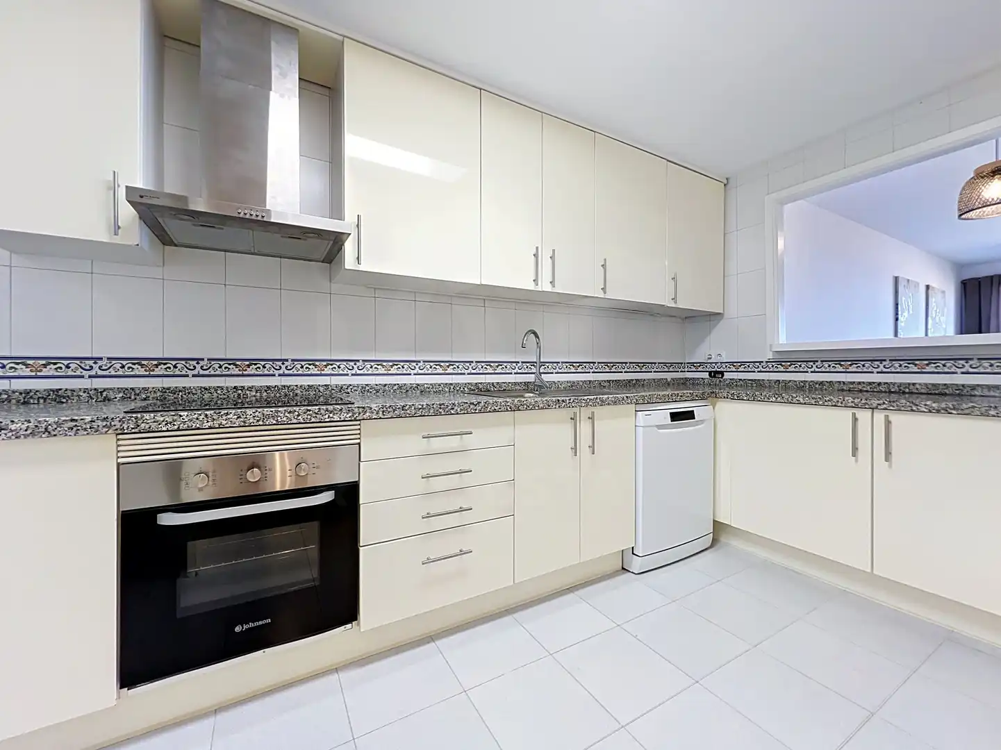 Flat with pool to rent in Manilva Pueblo, imagen 3