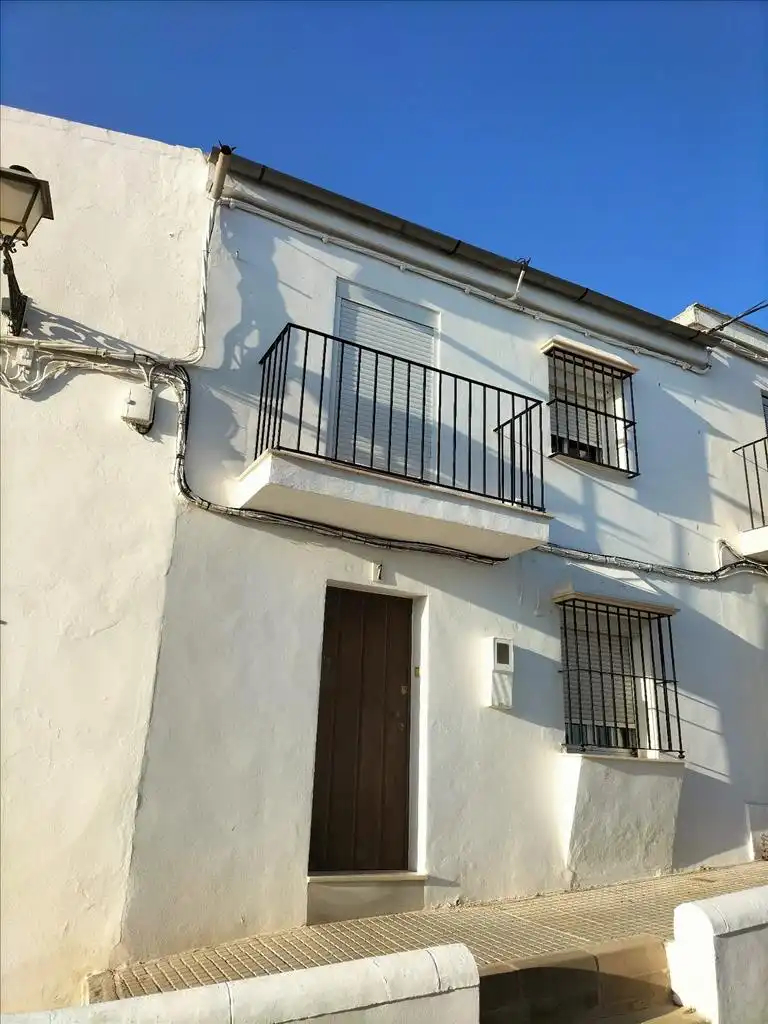 Vista exterior de Casa adosada en venta en Osuna