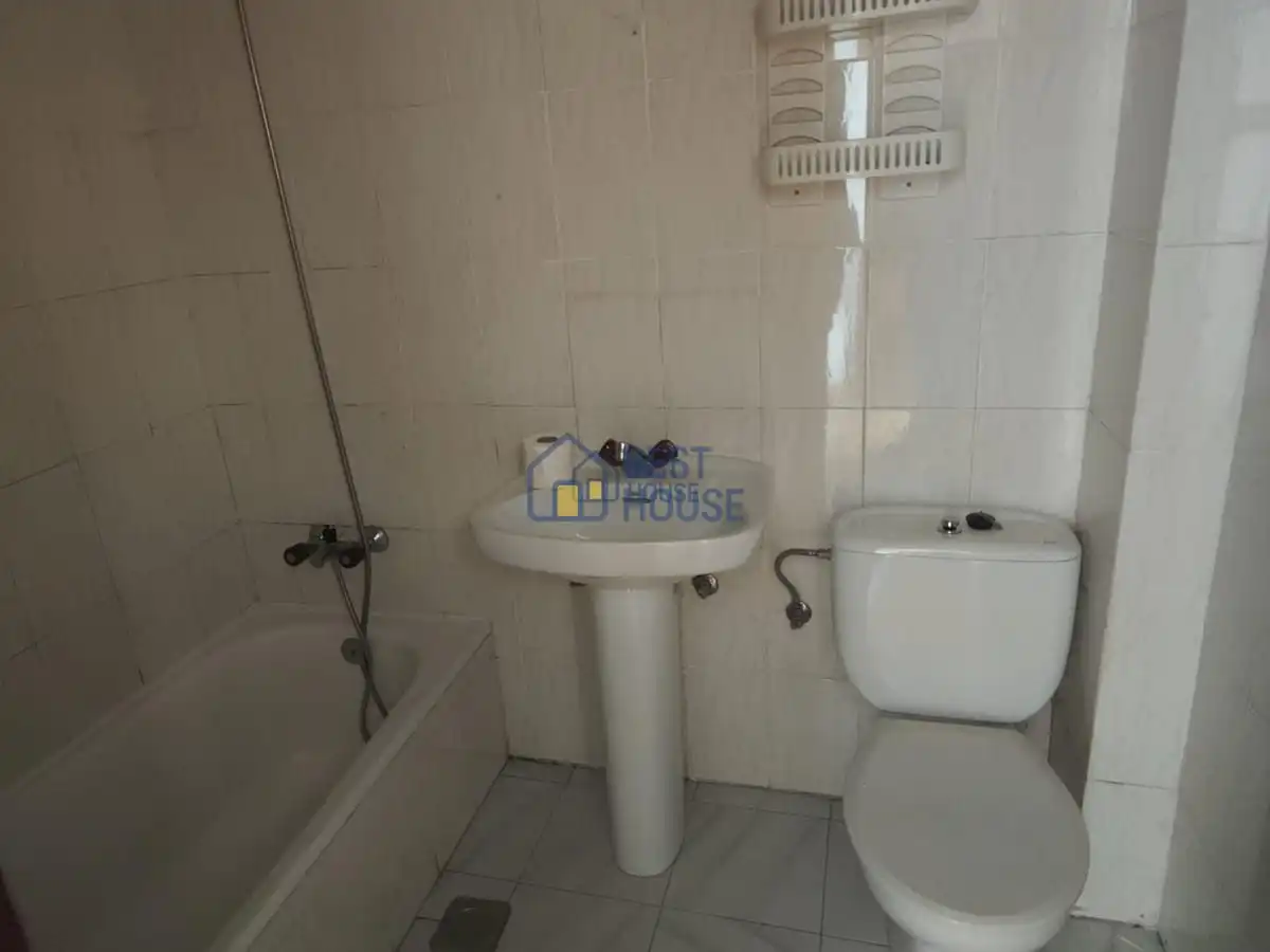 Business premises for sale in Matallana de Torío, imagen 36