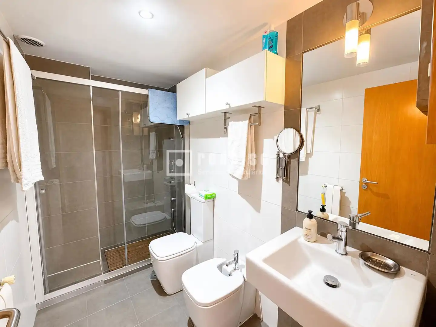Bathroom of Flat for sale in Valdemoro  with Heating and Furnished
