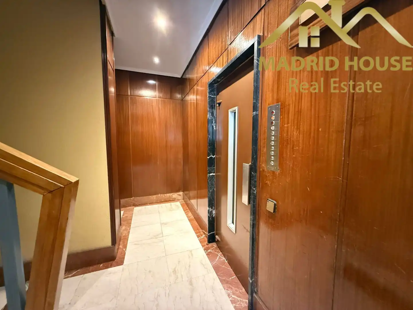 Flat with lift for sale in regalada, imagen 56