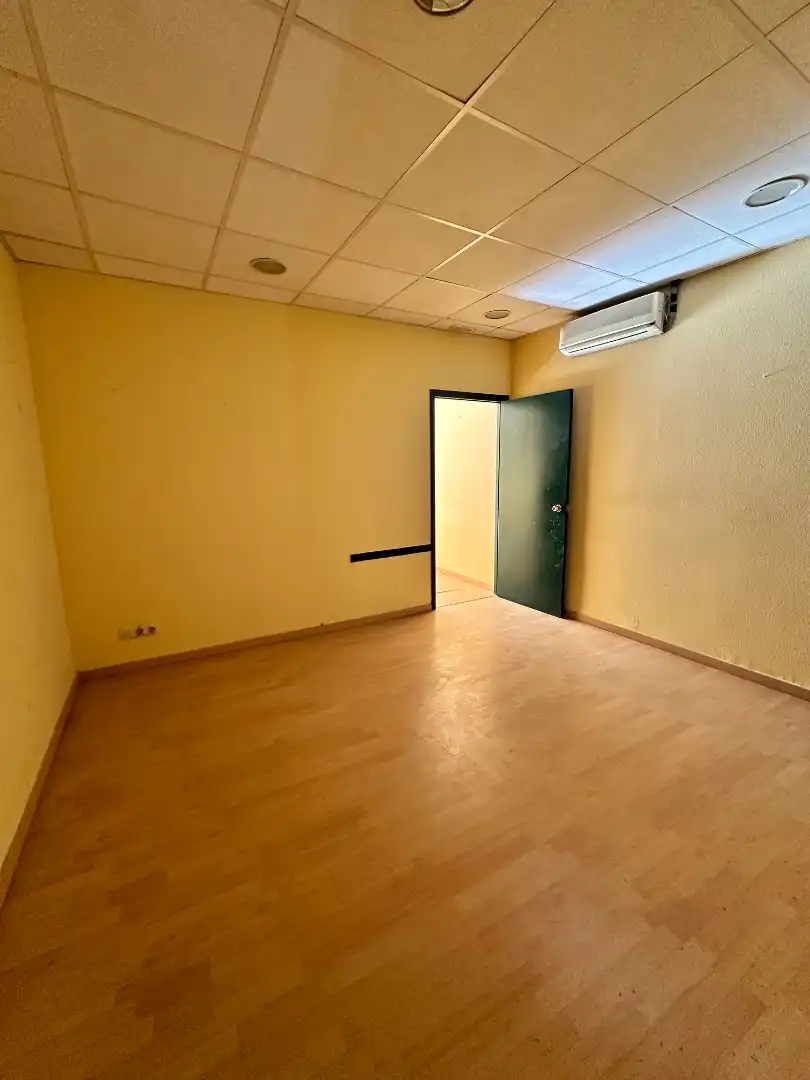 Gewerbefläche zum Verkauf in Carrer Sant Pau 14, imagen 6