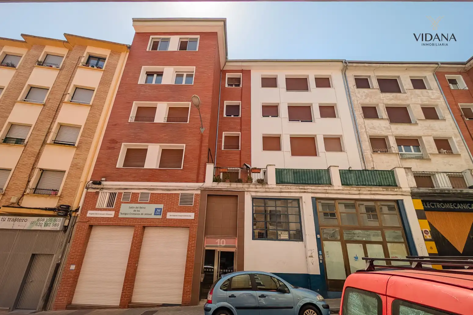 Vista exterior de Piso en venta en  Pamplona / Iruña con Calefacción, Parquet y Terraza