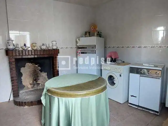 Kitchen of Houses for sale in Cebolla  with Heating, Terrace and Storage room