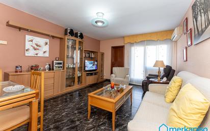 Living room of Flat for sale in Viladecans  with Air Conditioner, Heating and Balcony