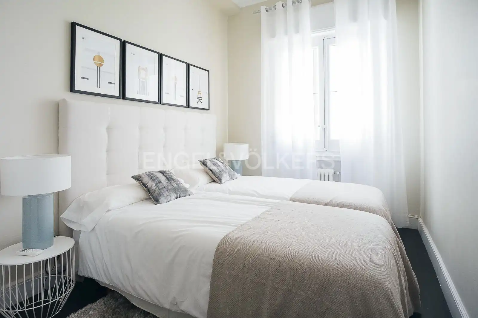 Habitación de Piso de alquiler en Madrid con Aire acondicionado, Calefacción y Amueblado