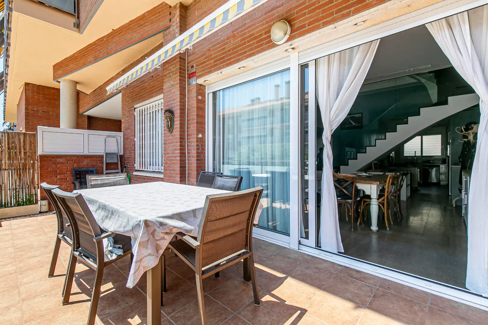 Terraza de Dúplex en venta en Sant Feliu de Llobregat con Aire acondicionado, Terraza y Piscina comunitaria