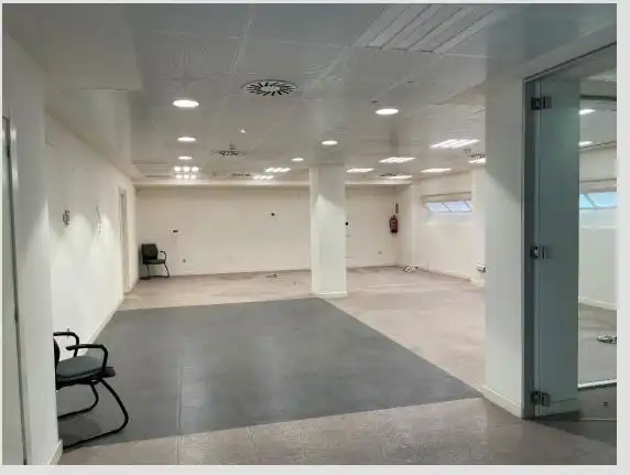 Gewerbefläche zum Verkauf in Santa Marina - Polígono, imagen 3