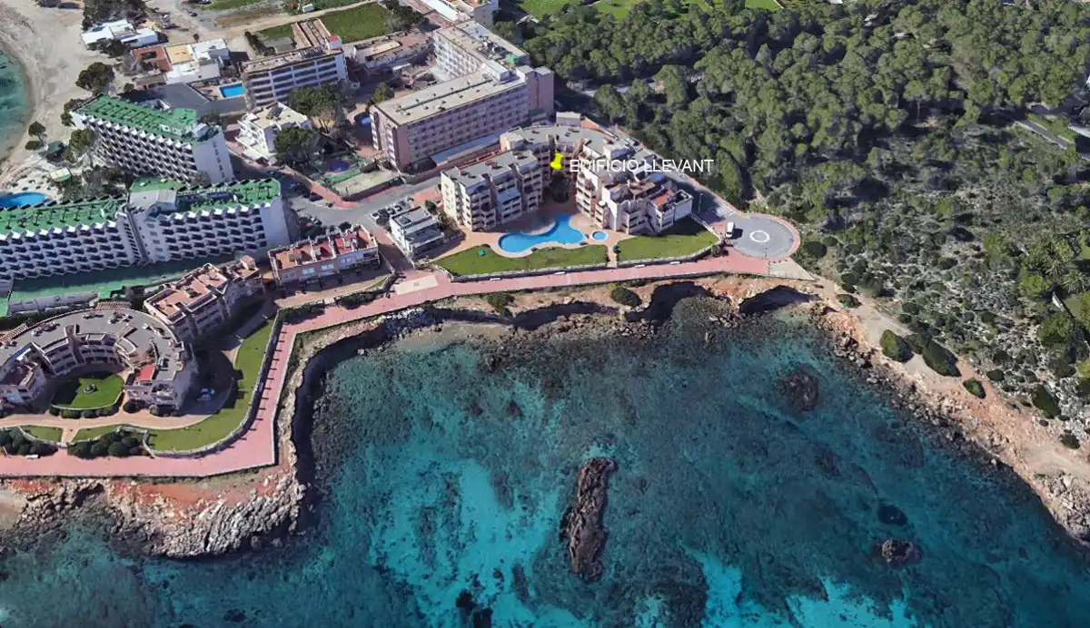 Vista exterior de Apartamento en venta en Santa Eulària des Riu con Aire acondicionado, Terraza y Amueblado