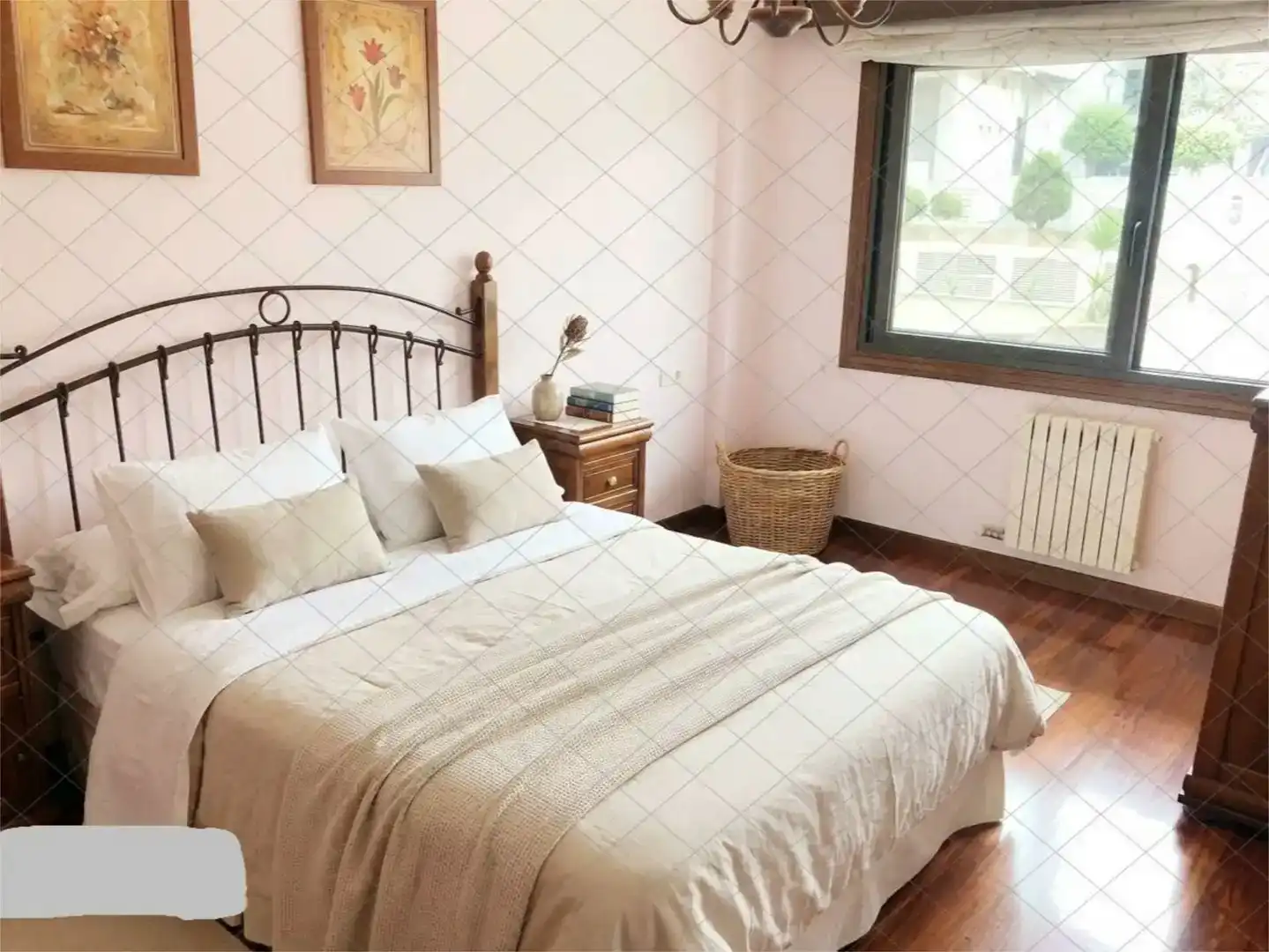 Flat with lift for sale in Avenida da Hispanidade