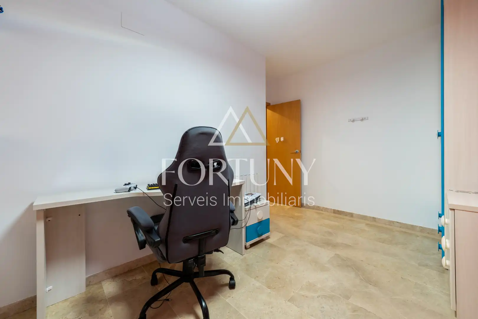 Flat for sale in Reus  with Air Conditioner, Swimming Pool and Balcony