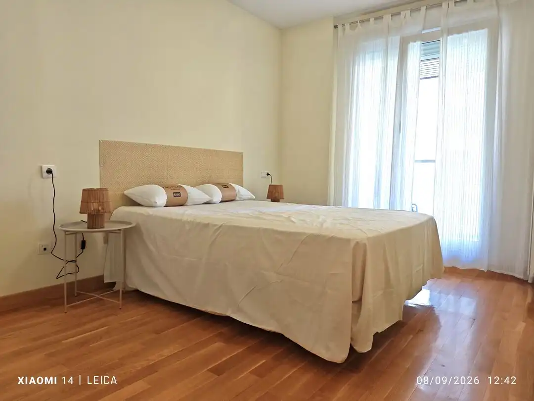 Schlafzimmer von Wohnung zur Miete in  Pamplona / Iruña mit Heizung, Abstellraum und Möbliert