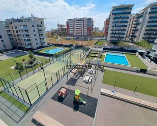 Piscina de Pis en venda en Castellón de la Plana / Castelló de la Plana amb Aire condicionat, Calefacció i Terrassa