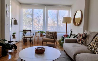 Living room of Flat for sale in Pozuelo de Alarcón  with Air Conditioner and Terrace