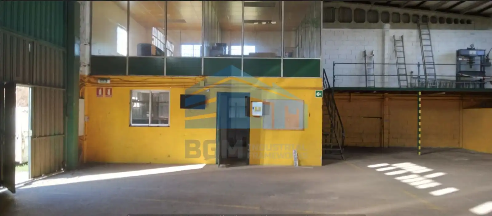 Nave industrial en venta en Pontevedra Capital 
