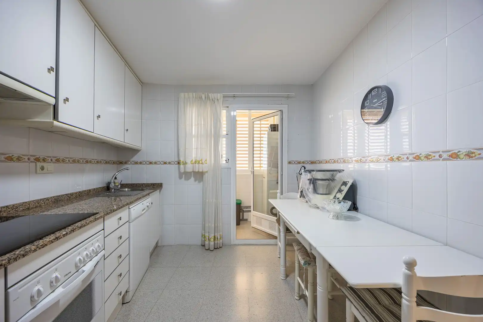 Flat with pool for sale in Playa de Poniente, imagen 21