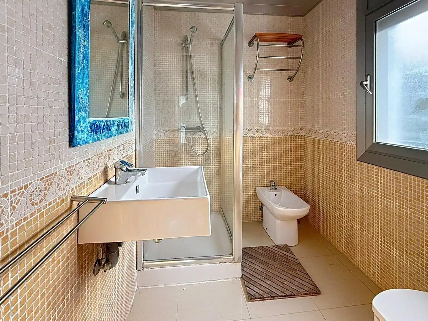Bathroom of Houses for sale in Calafell  with Swimming Pool